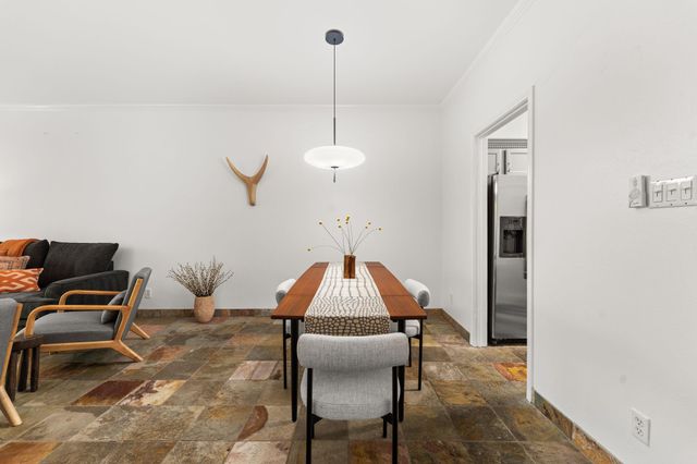 1741 Spyglass DR 1-222, Austin, TX 78746