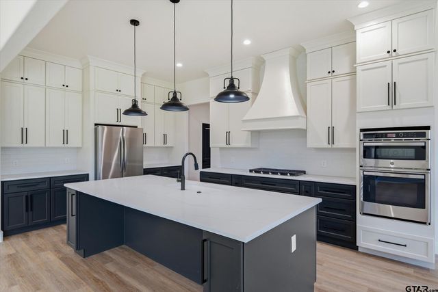 178 Norman Drive, Canton, TX 75103