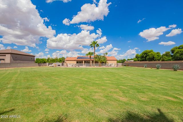 18509 W Bethany Home Road, Litchfield Park, AZ 85340