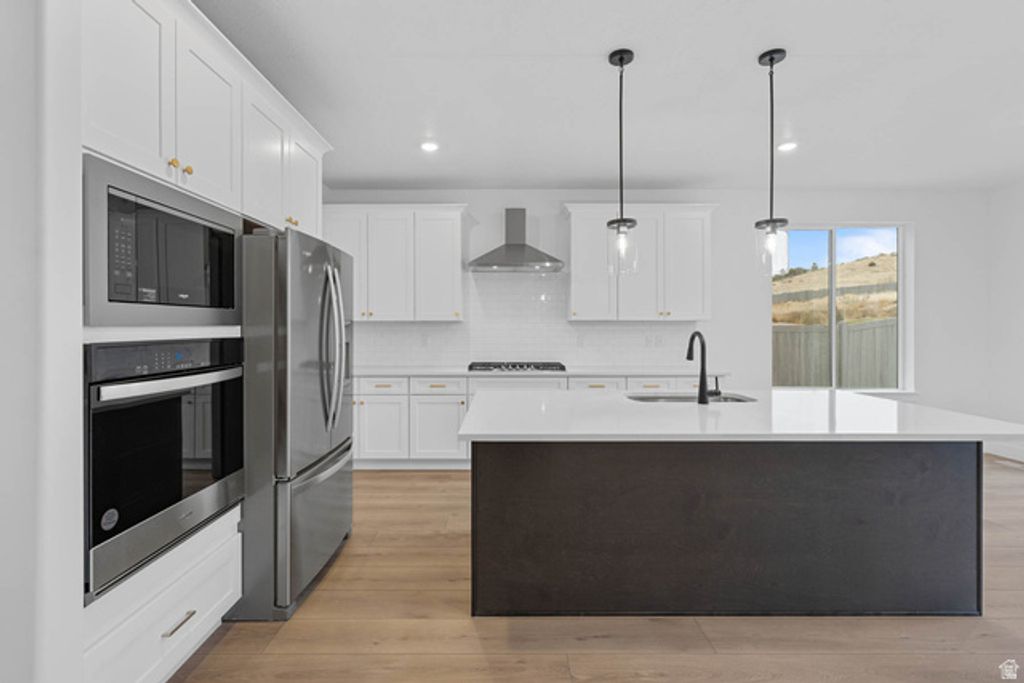 Image 11 of property listing at 912 CREST DALE LANE LN, Santaquin, UT 84655