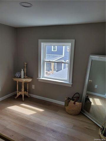 70 New Paltz Road 2D, Highland, NY 12528