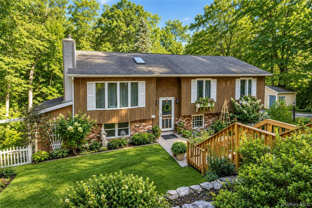 36 Haviland Road, Carmel, NY 10512 — exterior