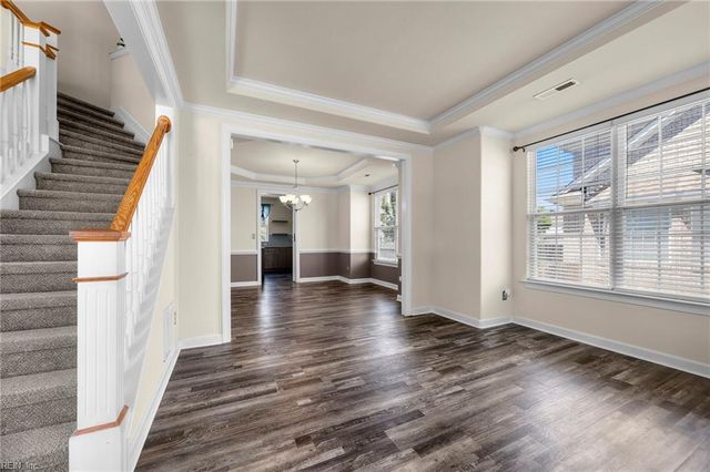 2413 Caitlan Loch LN, Virginia Beach, VA 23456