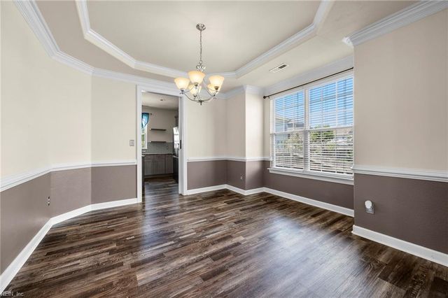 2413 Caitlan Loch LN, Virginia Beach, VA 23456