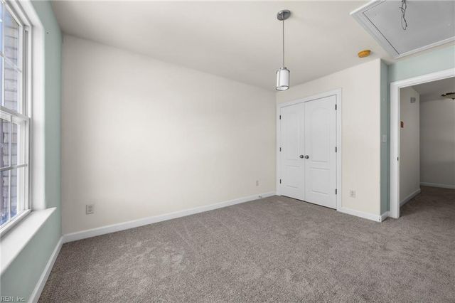 2413 Caitlan Loch LN, Virginia Beach, VA 23456
