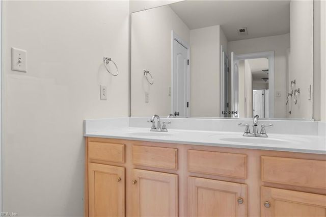 2413 Caitlan Loch LN, Virginia Beach, VA 23456