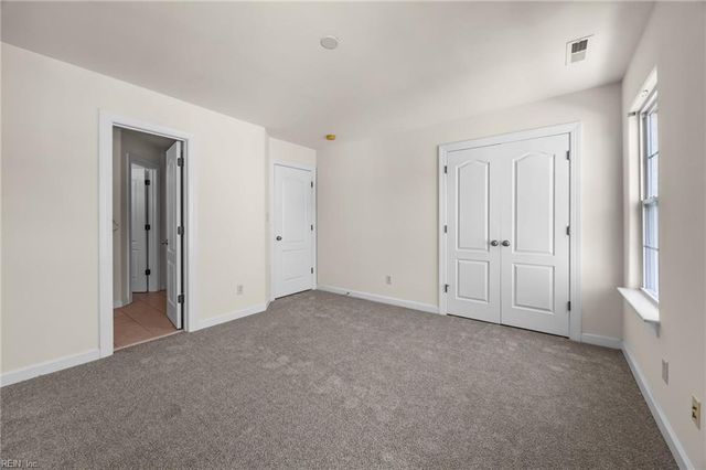 2413 Caitlan Loch LN, Virginia Beach, VA 23456