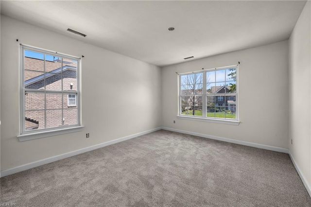 2413 Caitlan Loch LN, Virginia Beach, VA 23456