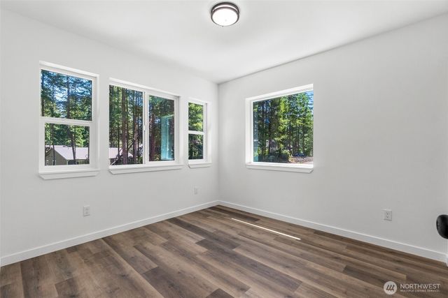 21 E Country Club Drive N, Union, WA 98592