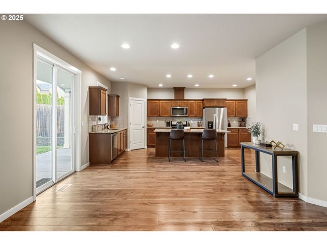 10702 Ne 107TH Way, Vancouver, WA 98662