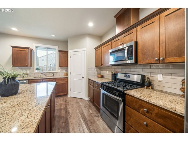10702 Ne 107TH Way, Vancouver, WA 98662