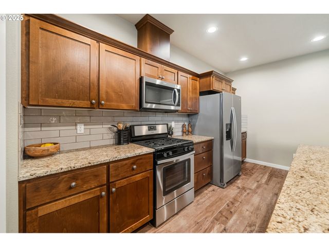 10702 Ne 107TH Way, Vancouver, WA 98662