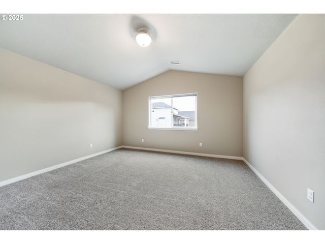 10702 Ne 107TH Way, Vancouver, WA 98662