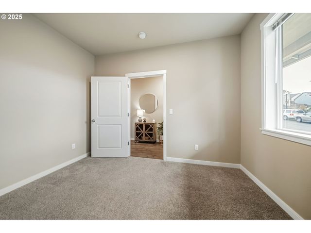 10702 Ne 107TH Way, Vancouver, WA 98662