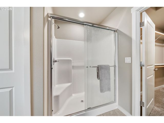 10702 Ne 107TH Way, Vancouver, WA 98662