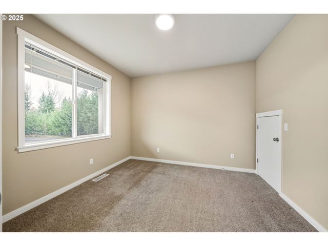10702 Ne 107TH Way, Vancouver, WA 98662