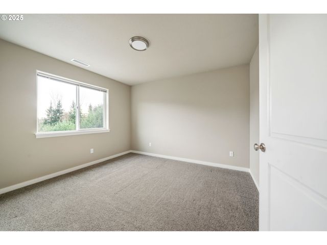 10702 Ne 107TH Way, Vancouver, WA 98662