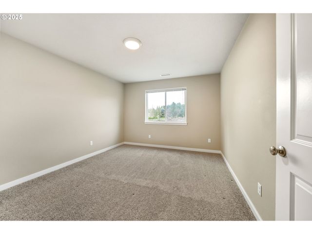 10702 Ne 107TH Way, Vancouver, WA 98662
