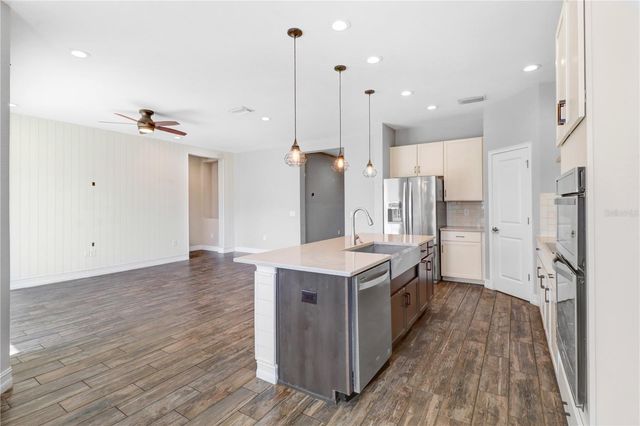 16325 HYDE MANOR DRIVE, Tampa, FL 33647