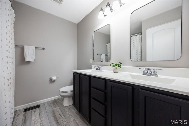 1444 Victoria Square Court, O'fallon, IL 62269