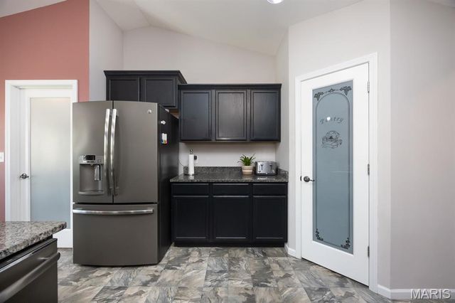 1444 Victoria Square Court, O'fallon, IL 62269
