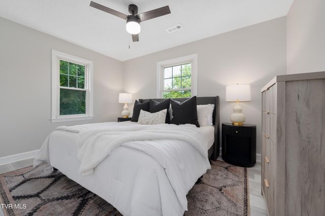 114 East Park Drive, Kingsport, TN 37660