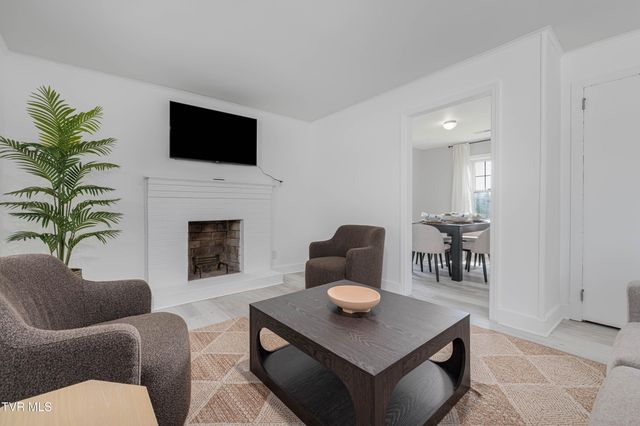 114 East Park Drive, Kingsport, TN 37660