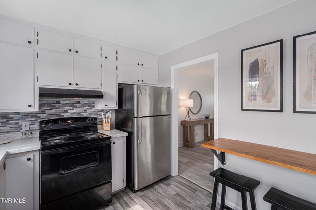 114 East Park Drive, Kingsport, TN 37660