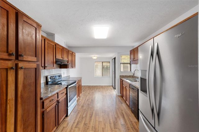3616 NE 17TH LANE, Ocala, FL 34470