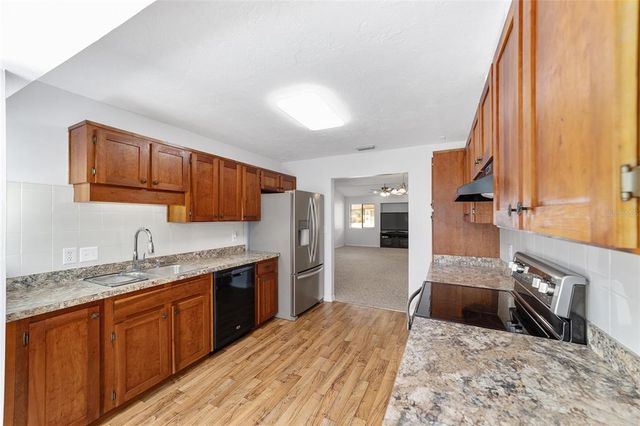 3616 NE 17TH LANE, Ocala, FL 34470