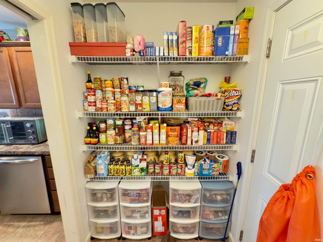 3323 Crater Drive, Evansville, IN 47725