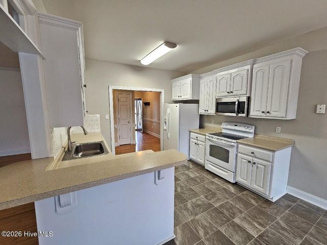 7 Edgewater Drive, Smithfield, NC 27577