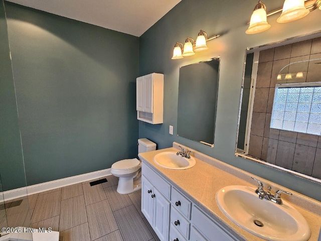 7 Edgewater Drive, Smithfield, NC 27577