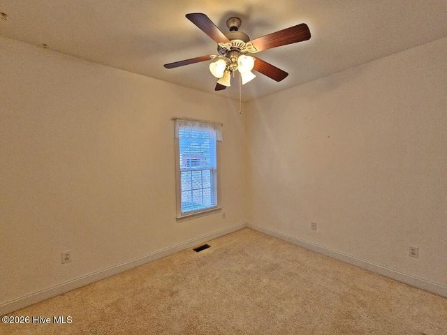 7 Edgewater Drive, Smithfield, NC 27577