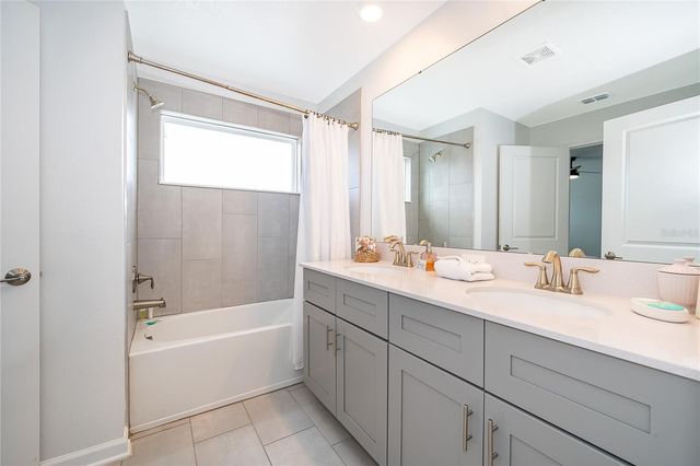 2377 READING TRAIL, Kissimmee, FL 34746