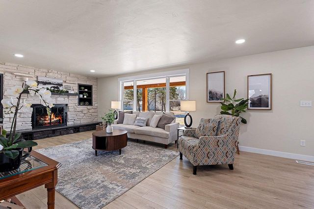 1490 FERNANDO DRIVE, De Pere, WI 54115