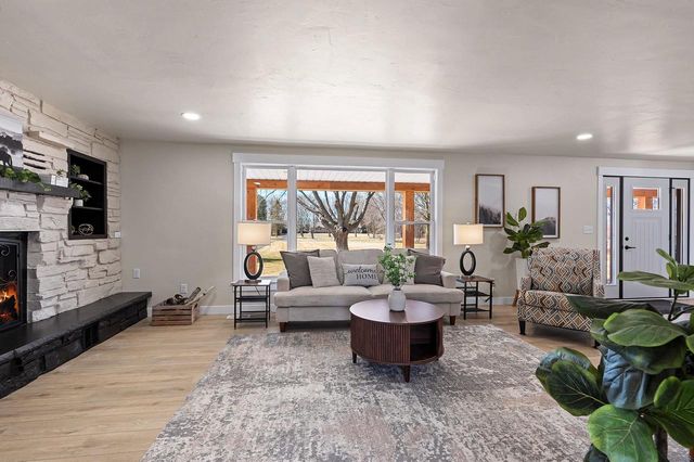 1490 FERNANDO DRIVE, De Pere, WI 54115
