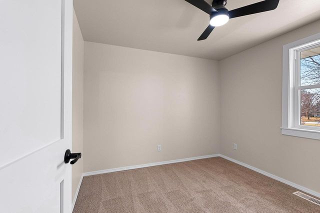 1490 FERNANDO DRIVE, De Pere, WI 54115