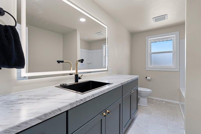 1490 FERNANDO DRIVE, De Pere, WI 54115