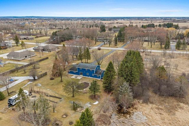 1490 FERNANDO DRIVE, De Pere, WI 54115