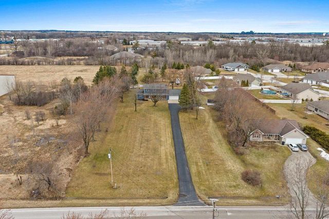 1490 FERNANDO DRIVE, De Pere, WI 54115
