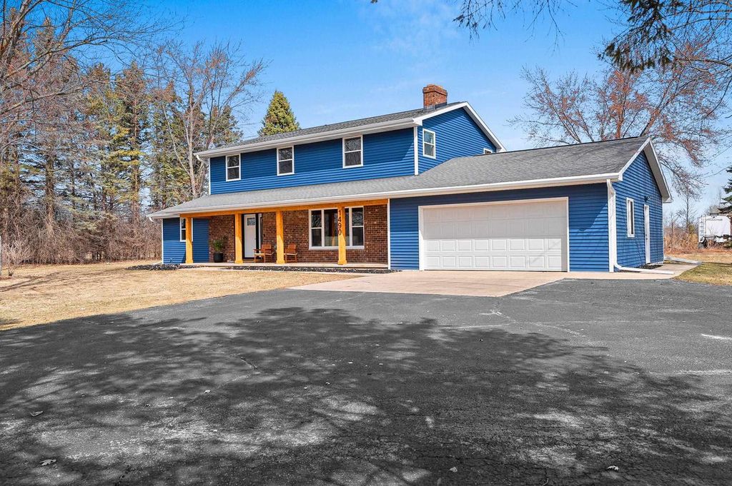 1490 FERNANDO DRIVE, De Pere, WI 54115