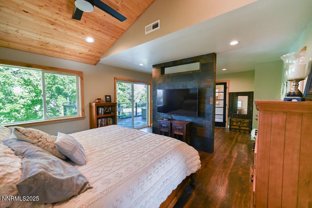 1147 Autumn Hills Road, Gardnerville, NV 89460