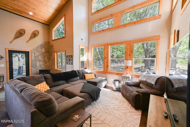 1147 Autumn Hills Road, Gardnerville, NV 89460
