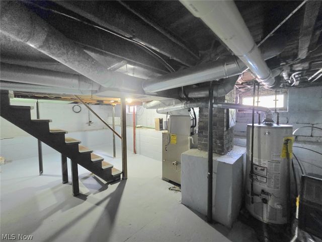 2335 W River Road, Newton Falls, OH 44444