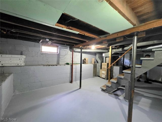 2335 W River Road, Newton Falls, OH 44444