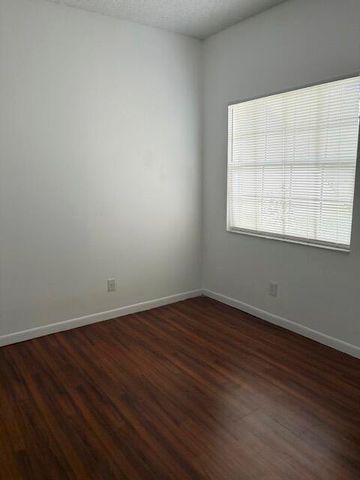 800 Cypress Park Way Unit I1, Pompano Beach, FL 33064