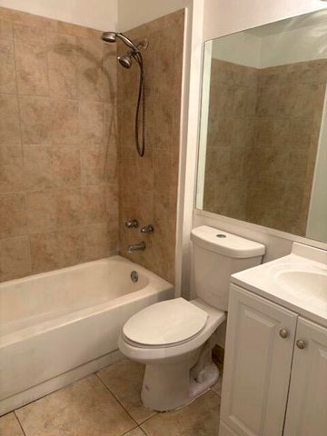 800 Cypress Park Way Unit I1, Pompano Beach, FL 33064