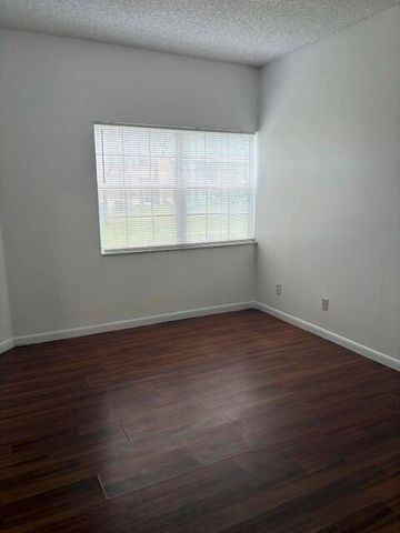 800 Cypress Park Way Unit I1, Pompano Beach, FL 33064