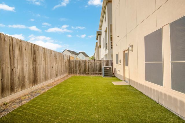 9624 Cambridge Manor Lane, Houston, TX 77045